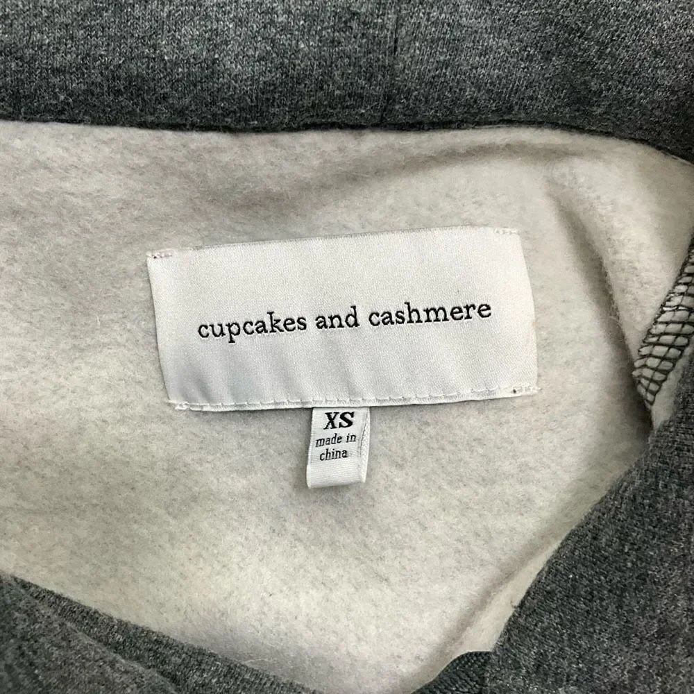 CUPCAKES And CASHMERE Jacket - Picture 5 of 6